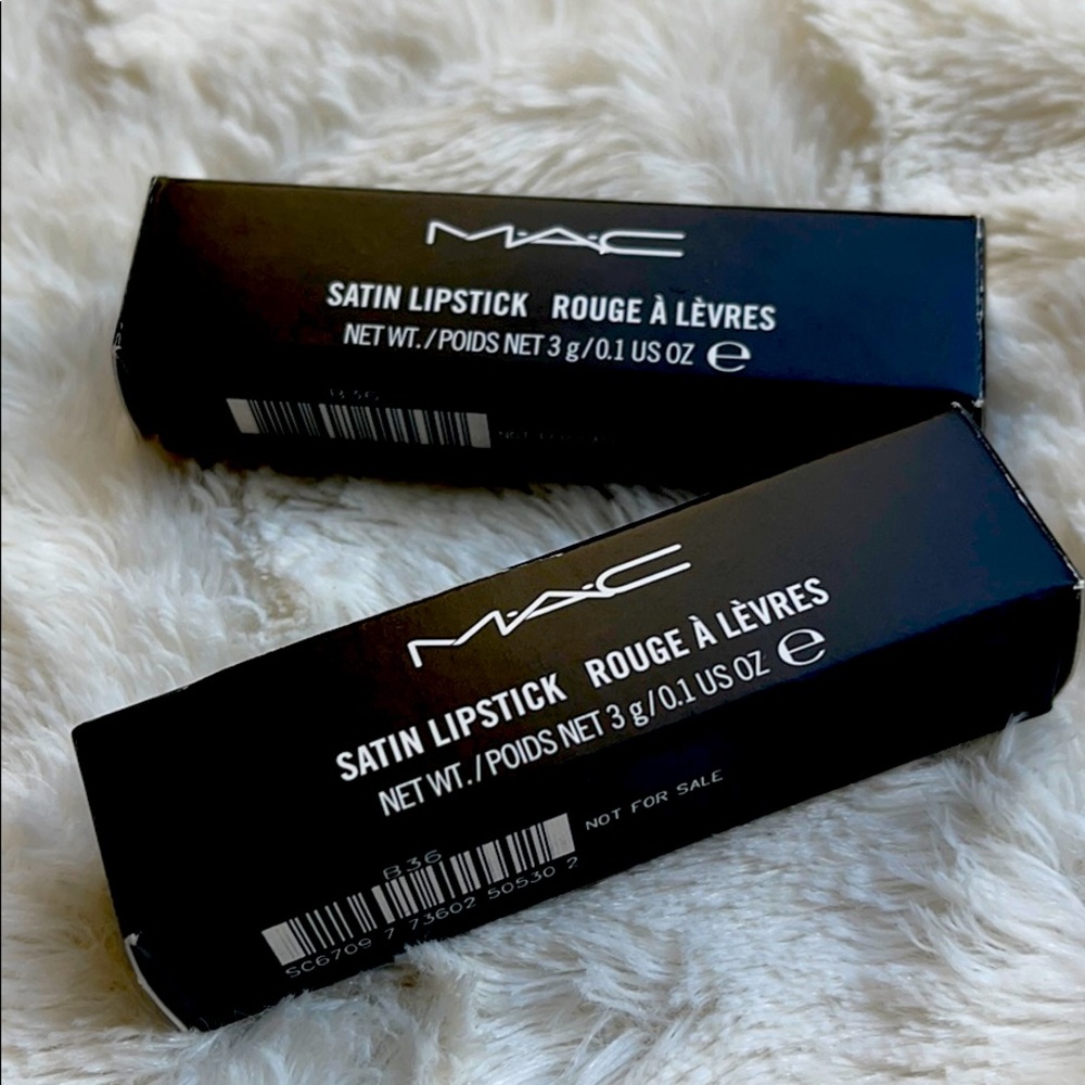 Cyber  Mac Lipstick • New
